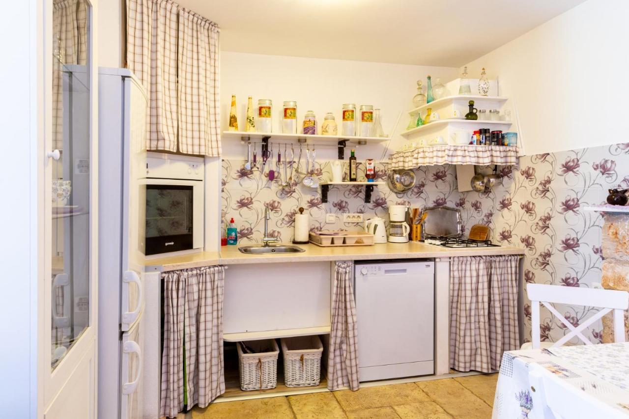 Ferienwohnung Lilo Lavender Loborika Exterior foto